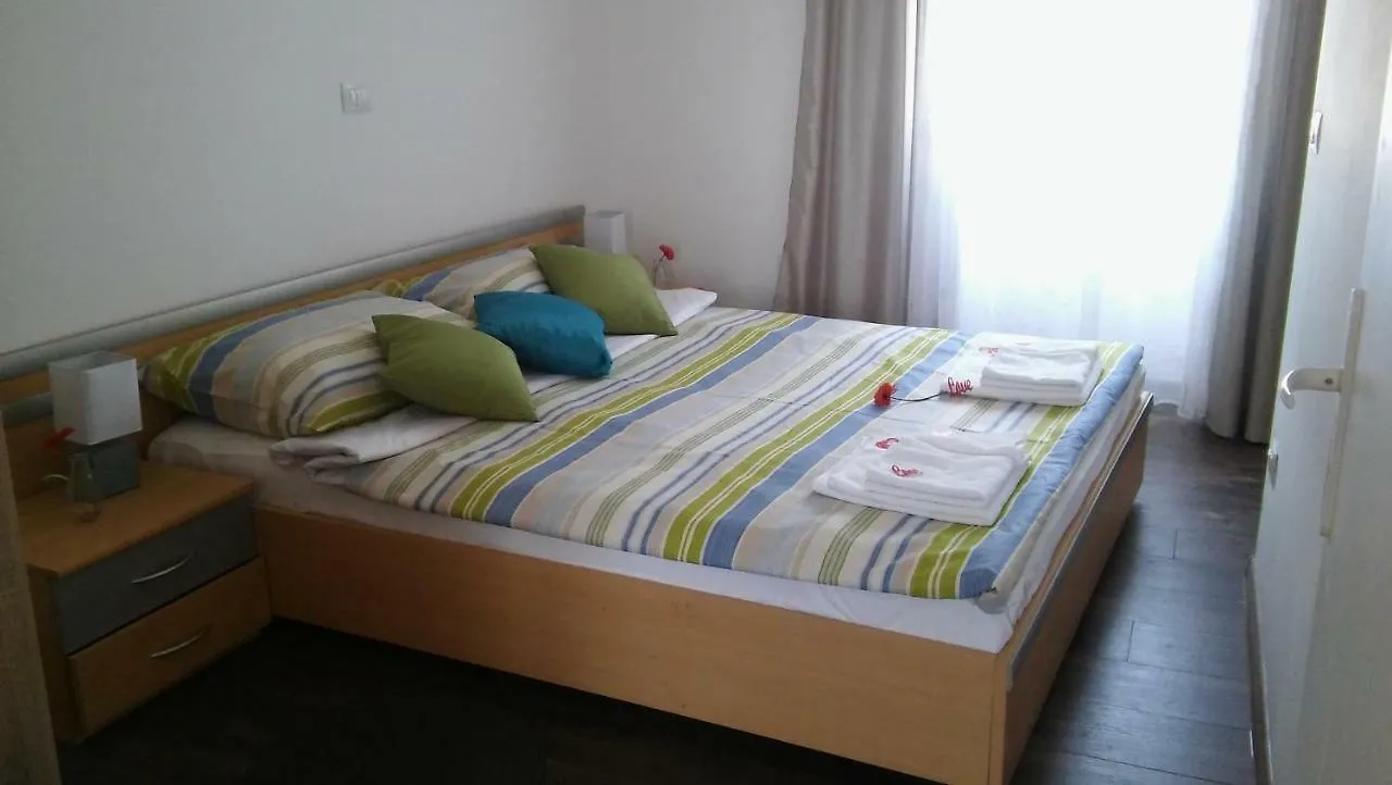 Apartment Ane Bale 0*,  Κροατία